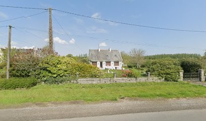 La Maison Bretonne, Chambre d'Hôtes à Plouguernével