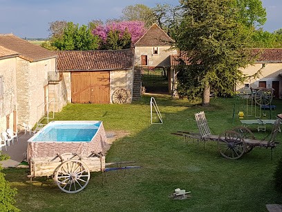 Le Pigeonnier Champignois, Chambre d'Hôtes à Champigny en Rochereau