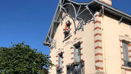 Chambre D'hôtes Citadine Bleu Or, Chambre d'Hôtes à Saint-Maixent-l'École
