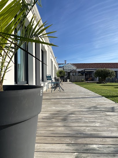 OLD SCHOOL - Chambres d hôtes - Ile d Yeu, Chambre d'Hôtes à L'Île-d'Yeu