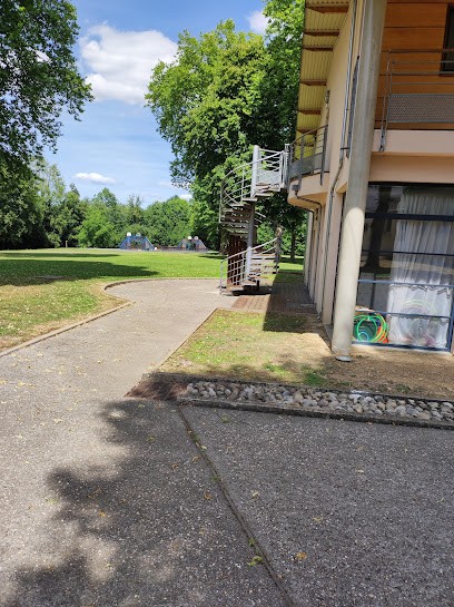 BNP Paribas CEC, Chambre d'Hôtes à Piscop