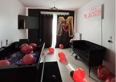 ML.jacuzzi, Location de Vacances à Pierre-Bénite