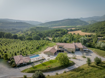 Domaine De Chabanne : Chambres D'hôtes, Avec Piscine, Salle De Fitness, Espace Bien-Être Et Spa, Drôme Provençale, Chambre D'hôtes à Crupies