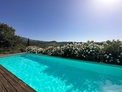 Gîte Parenthèse Boisée, Location de Vacances à Mollans-sur-Ouvèze