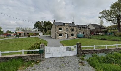 Gîte de Courtil Aux fées, Location de Vacances à Saint-Laurent-sur-Oust