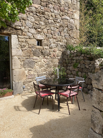 Gîte Les Vieilles Pierres, Maison D'hôtes à Satillieu