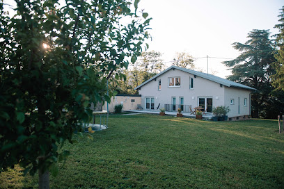 La Maison Du Cèdre Alsace, Maison D'hôtes à Dossenheim-sur-Zinsel