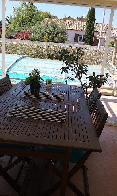 Lauriers Roses, Chambre d'Hôtes à Puisserguier