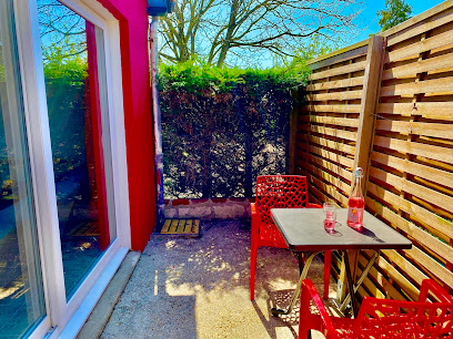 La Petite Maison Rouge, Maison D'hôtes à Cucq