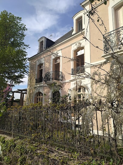Chambre D'hotes Les Brandes, Chambre d'Hôtes à Néris-les-Bains