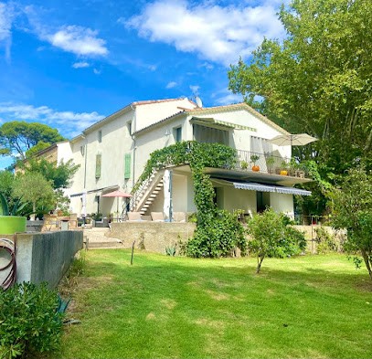 Chambres D'hôtes Cazouls-d'Hérault, Chambre d'Hôtes à Cazouls-d'Hérault