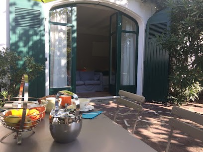 STUDIO IZARATU - GUÉTHARY, Location de Vacances à Guéthary