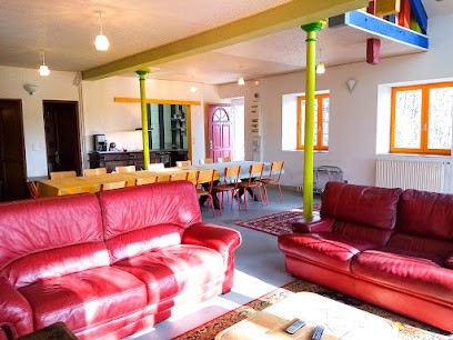 Le Théâtre, Location de Vacances à Favars