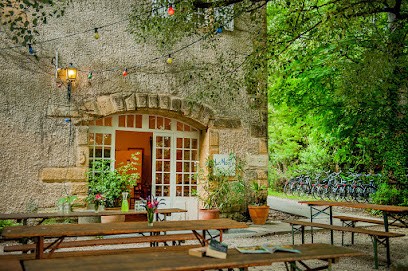 Gruppenhaus Le Moulin, Maison d'Hôtes à Montfrin