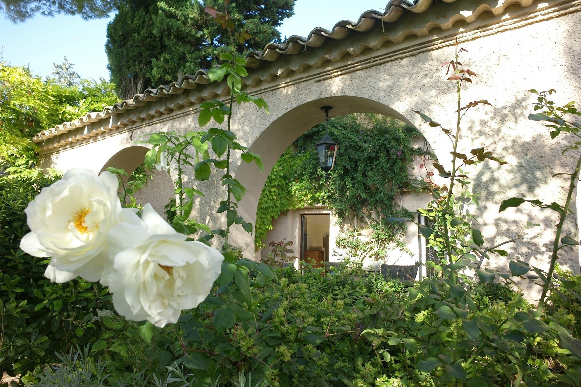Le Mas du Chanoine, Chambre d'Hôtes à Saint-Paul-de-Vence