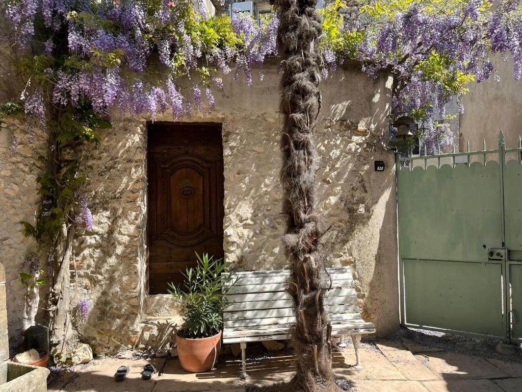 Chez Les Filles, Chambre d'Hôtes à Dions