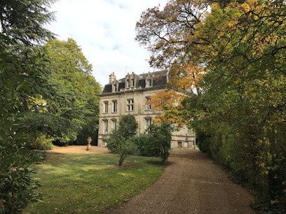 Le clos du Cèdre Chambres en Vendomois, Chambre d'Hôtes à Saint-Ouen