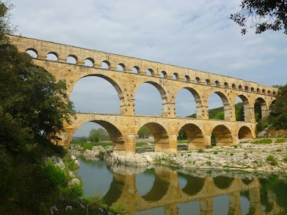 Chambre d'hôtes Les Croisées (proche Pont du Gard), Chambre d'Hôtes à Castillon-du-Gard