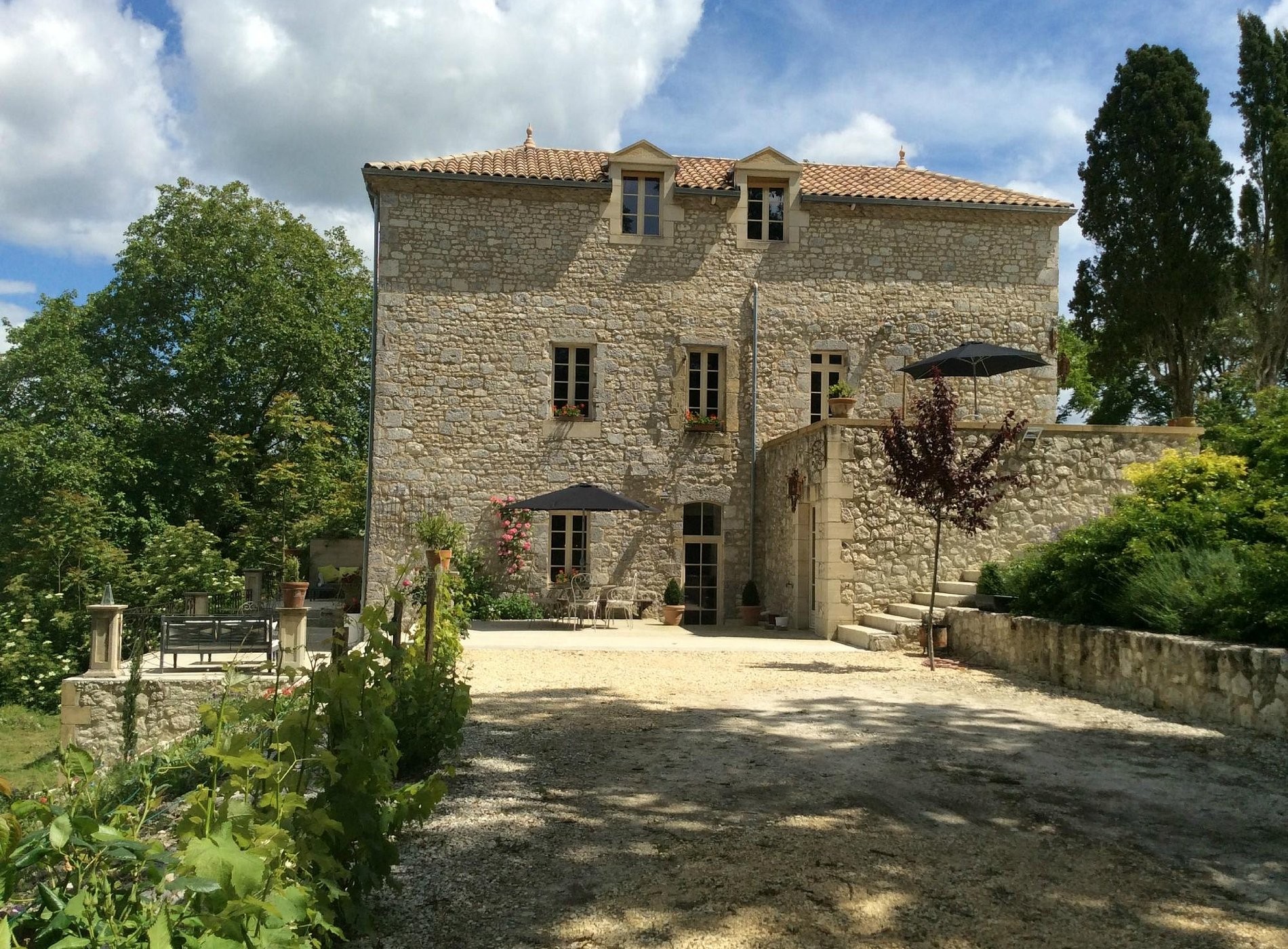 La Maison Forte,, Chambre d'Hôtes à Montaut