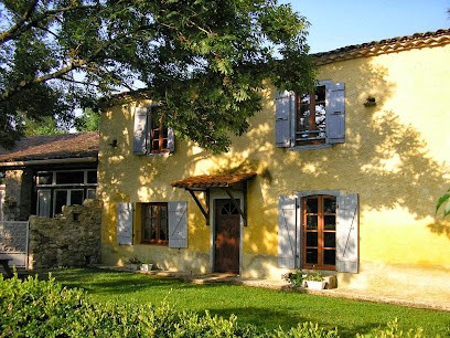 En Azemar - Chambres Et Table D'hôtes - Gîte Rural - Salle, Chambre d'Hôtes à Dourgne